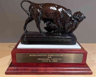 NY Stock Exchange Bull Bear Replica Award