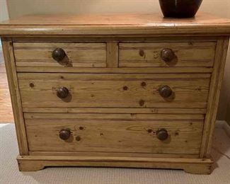 Pine Dresser