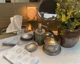 Shell Themed Bathroom Decor