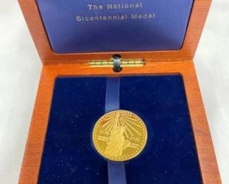 GOLD 1776 BICENTENNIAL MEDAL