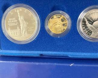 SILVER DOLLAR .86 TROY OZ