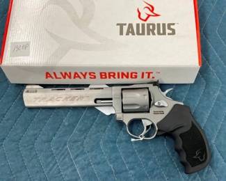 TAURUS TRACKER 357MAG.