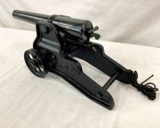 MEASURES 17 LENGTH X 7IN TALL