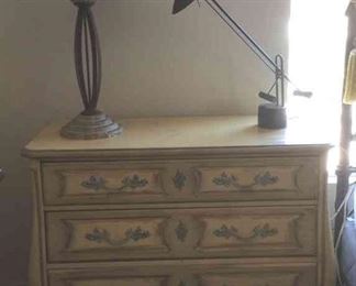 Cute Carved Three Drawer Chest With Lamps