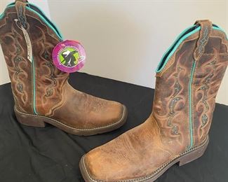 New Boot Goofin LikeNew Justin Womens Boots