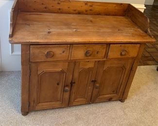 Antique Sideboard / Jelly Cabinet. (37.75. H. 48. W. 23. D)