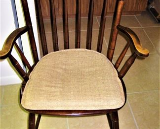 1 OF 2 ARM AND 2 SIDE HITCHCOCK