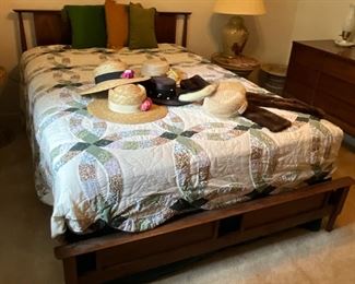 Dixie Mid Century Modern Bed $500