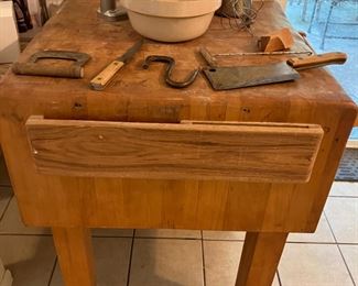 Nice professional butcher block table. Family owned a Bar B Q restaurant. 