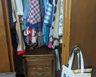 Vintage clothes
File cabinet 