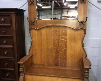 Hall Tree/Coat Rack Orlando Auction