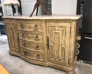 Bernhardt Buffet Orlando Auction