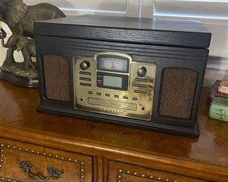 Victrola media recorder