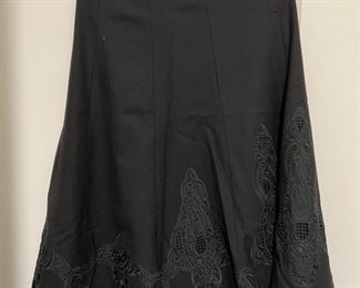Women's Elie Tahari Embroidered Black Skirt Size 6