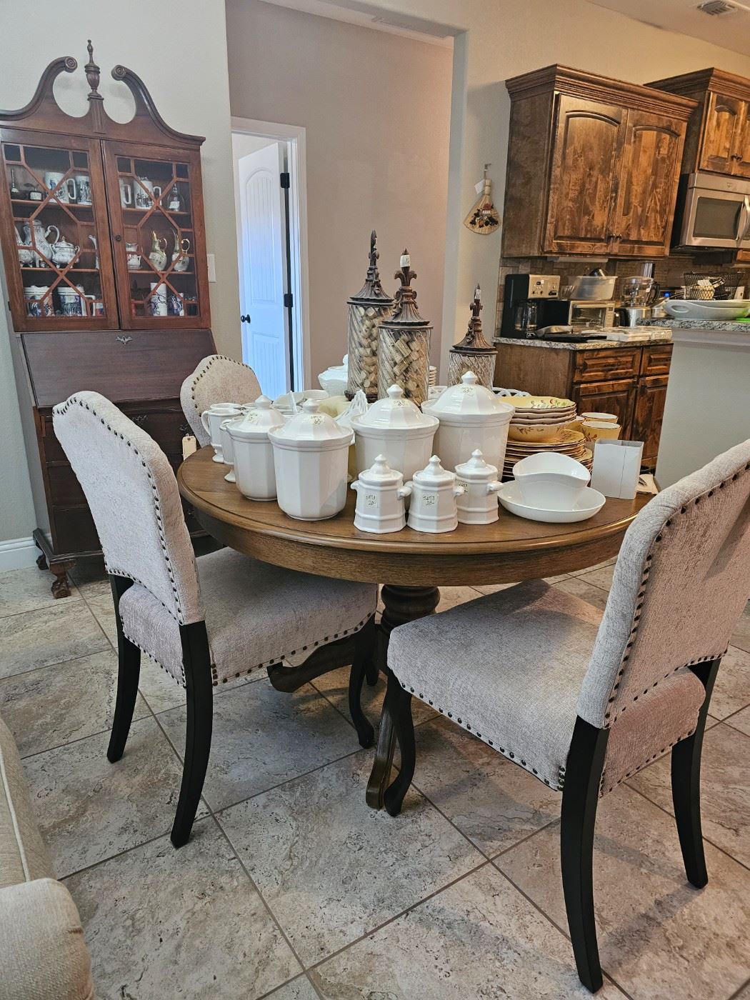 Hardin Family Estate Sale in Abilene, TX starts on 7/29/2023