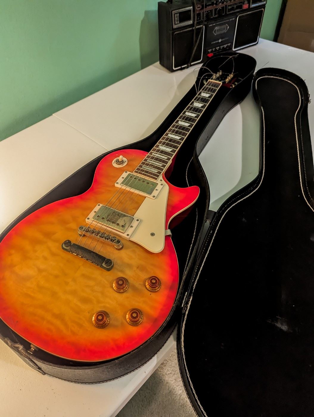 Epiphone Les Paul Cherry Sunburst