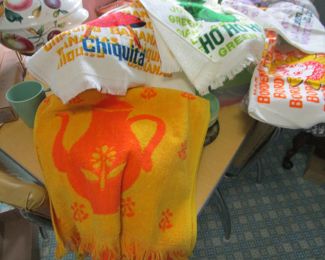 Vintage 1960's terry cloth towels