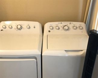 Like new washer and dryer