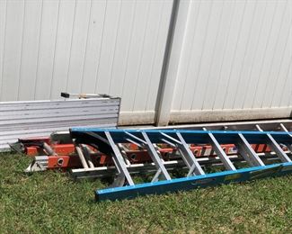 Many sizes ladders 