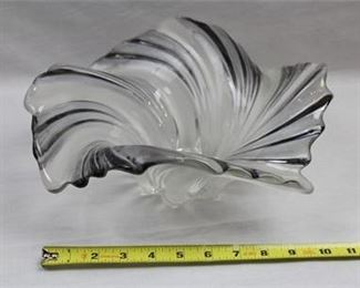 Lot 065   0 Bid(s)
Vintage Mikasa Belle Epoque Swirl Bowl