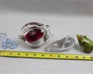 Lot 130   2 Bid(s)
Hand-Blown Glass Seal, Fish, Mouse, and More