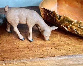 Roseville Pottery - Green Russet Handled Planter - 416-12