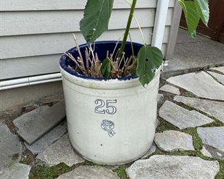 25 Gallon Buckeye Pottery Co - Blue Ribbon Brand Crock