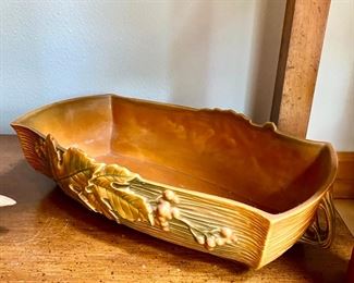 Roseville Pottery - Green Russet Handled Planter - 416-12
