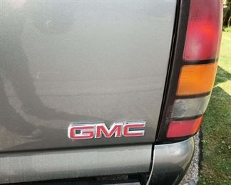 2006 GMC Sierra Pickup Truck