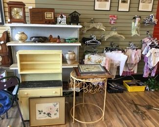 Art, furniture, home goods 