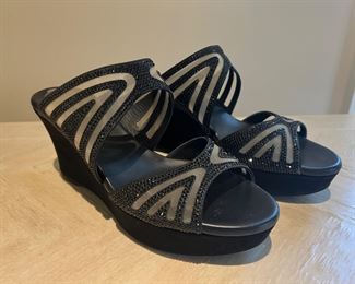 Women's Rene Caovilla Heeled Wedges Size 38-1/2