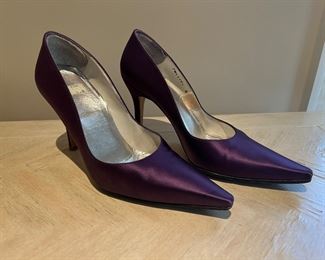Women's Stueart Weitzman Purple 3" Heels Size 7