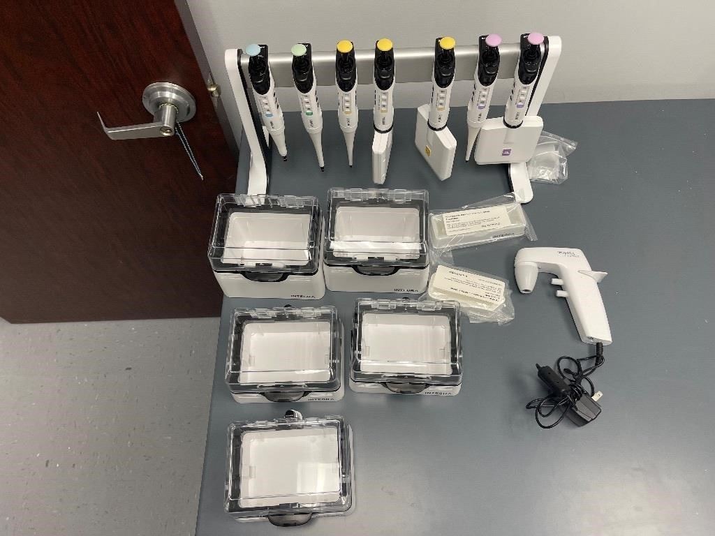 Clinical Medical Lab Equipment Auction Magnolia TX starts on 7/26/2023