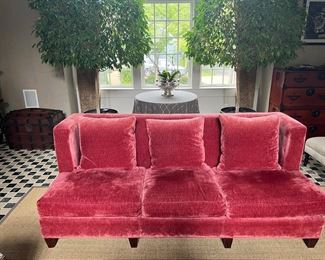 Vanguard Furniture Plush Red 3 Seater Upholstered Sofa (36" Back Height x 90"W x 18" Seat Height x 39"D x 21" Back Depth)