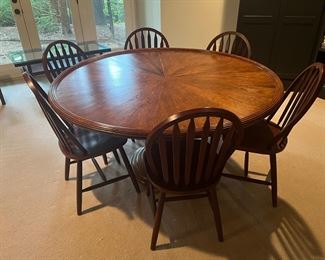 Round Wood Pedestal Dining Table (60"D x 30-1/2"H) with 6 Matching Windsor Chairs