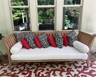 Kingsley-Bate Ipanema Outdoor Teak Patio Daybed With Custom Sunbrella Cushions & Pillows (87"W x 39"D x 33"H x 17" Seat Height)