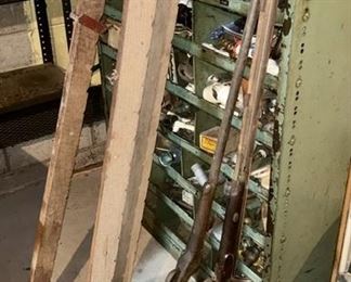Two vintage guns, misc. items
