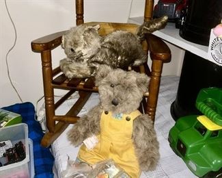 Child's rocking chair, plush bears