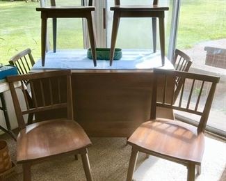 Vintage Willett Wildwood Cherry Mid-Century drop leaf table with 6 chairs and 1 leaf
