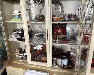 Holiday goodies and linens