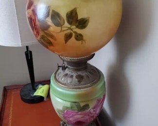 Vintage Gone with the Wind lamp