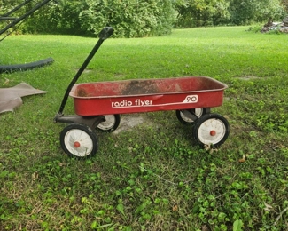 Radio flyer (1) of (2)