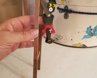 Wooden vintage flip toy