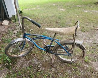 Schwinn Sting-Ray bike