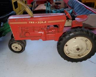 Tru-Scale tractor