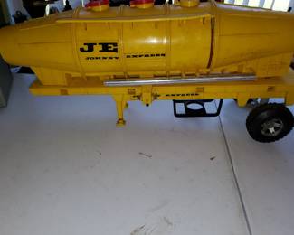 Johnny Express tank and trailer