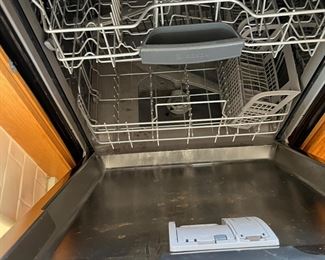 BOSCH dishwasher with stainless steel interior