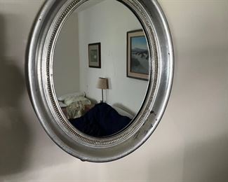 Wall mirror
