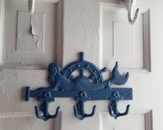 Nautical hardware