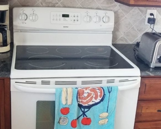 Kenmore electric range & range hood